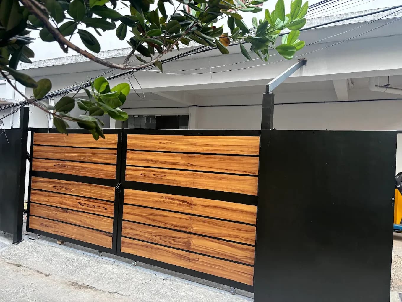 HIVE LADIES HOSTEL