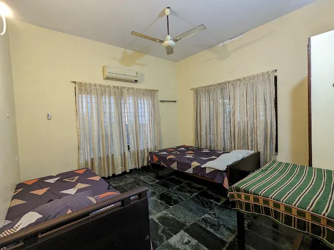 BUDGET HOMES — photo 3
