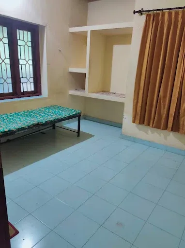 G "N" P LADIES HOSTEL