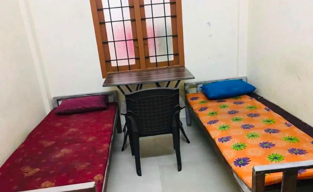 JANNAH LADIES HOSTEL