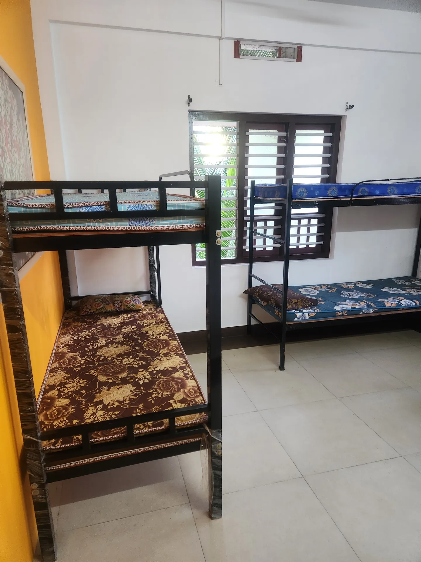 GREEN PALACE BOYS AND MEN HOSTEL — photo 2
