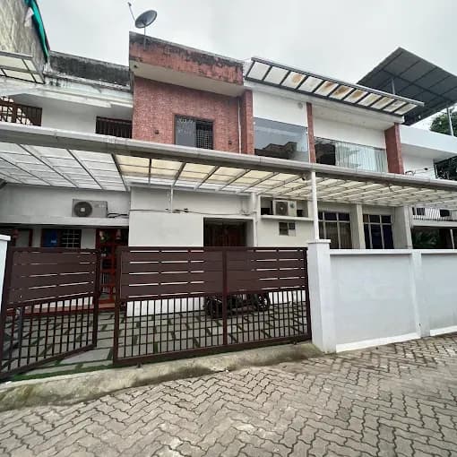 URBAN STAY LADIES PG HOSTEL