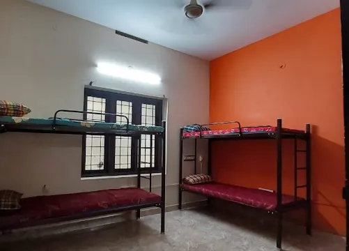 Lazim ladies hostel