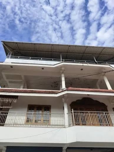 SHEZONE LADIES HOSTEL
