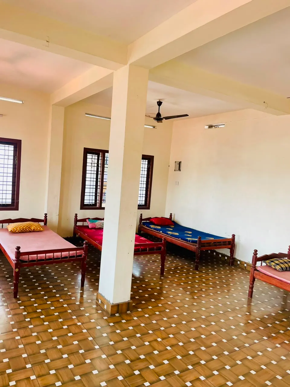 KREW HOMES GENTS HOSTEL