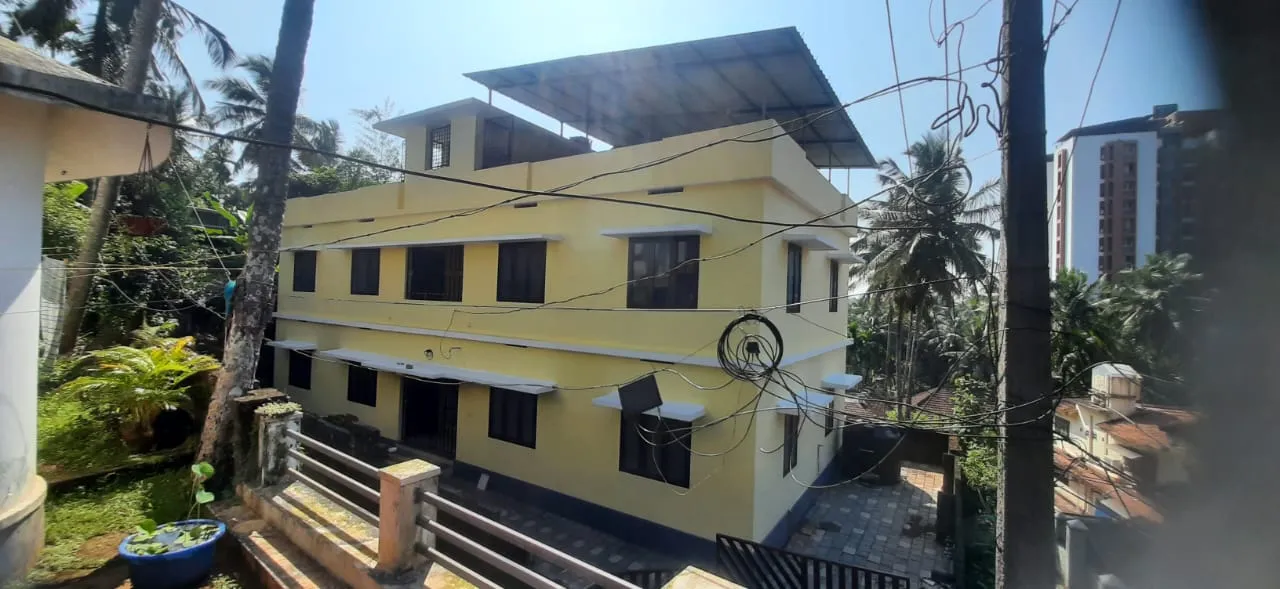 AAYATH HOME BOYS HOSTEL