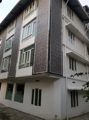 LEEHOME LADIES HOSTEL