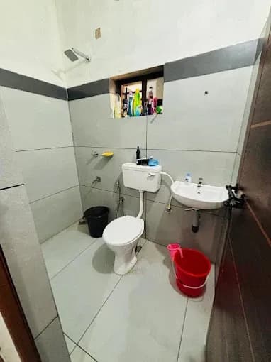 CARE WELL LADIES HOSTEL — photo 2